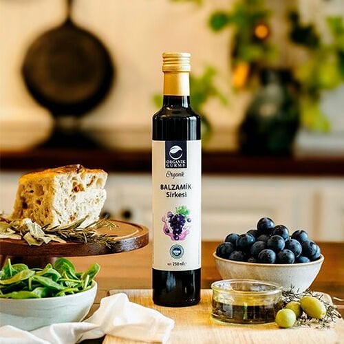 Balzamik Soslu Tavuklu Salata Tarifi 